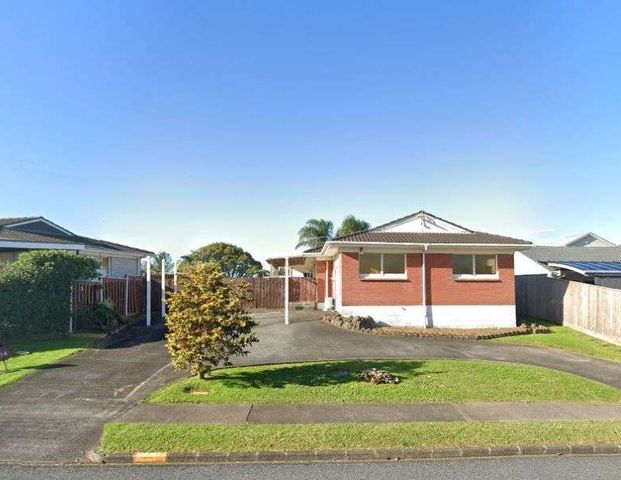 3 Bedrooms + 1 big Rumpus in Pakuranga Heights - Photo 1