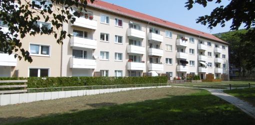 Halberstadtstr. 2, 1 L - frisch modernisierte Dreizimmerwohnung mit Loggia - Foto 2
