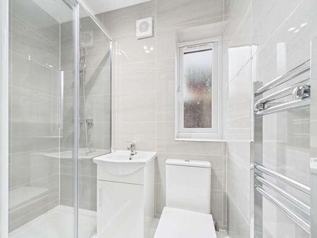 Connaught Road, Reading, RG30 - Photo 4