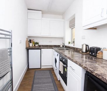 2 bedroom House To Let Total Size: 871 SQ FT - Photo 3