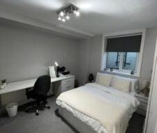 Flat 4 68 Victoria Road, Leeds, LS6 1DL - Photo 2