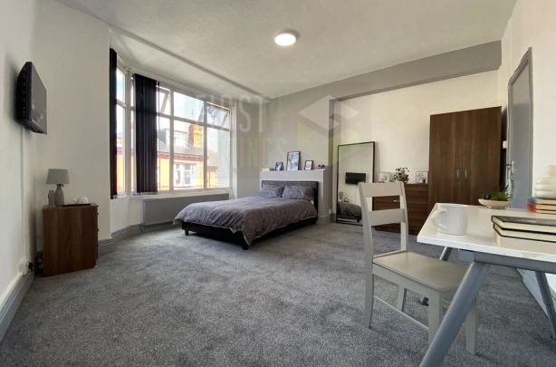 Beckingham Road, Evington, Leicester, LE2 - Photo 1