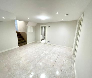 For Lease - 4090 Woodington Drive Unit# Lower, Mississauga, Ontario - Photo 6