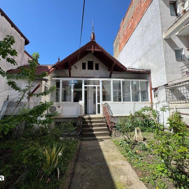 Casa in cetrul orasului pentru muncitori, zona Memorandumului - Fotografie 1