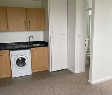 1 Bed Flat, Hilltop House, N6 - Photo 1