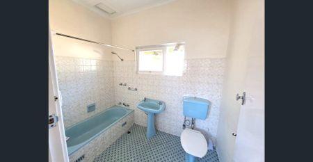 Cozy Granny Flat in Tranmere – Comfort, Convenience & Calm! 🏠 - Photo 2