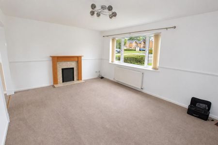3 bedroom detached house to rent - Photo 2