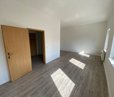 Erdgeschoss: 2-Raum-Wohnung in Weisswasser zu vermieten - Photo 1