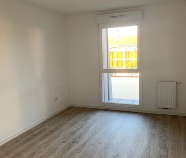 Location Appartement 3 pièces 63m² - Photo 3