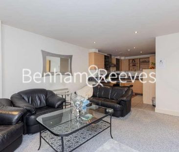 Townmead Road, Imperial Wharf, SW6 - Photo 1