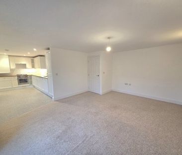 Penryn, Penryn, TR10 - Photo 2