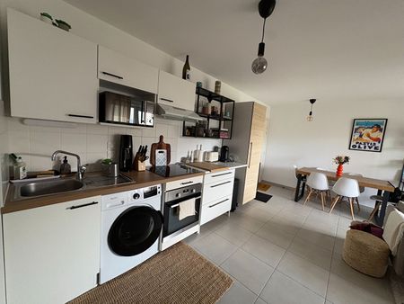 Appartement à louer à Marseille 3 pièce(s) 60 m2 avec terrasse et parking, - Photo 5