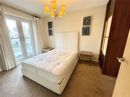 4 bedroom terraced house to rent - Photo 5