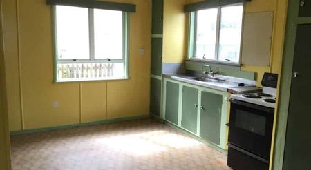 Elgin Home - Photo 2