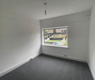 2 bedroom semi-detached house to rent - Photo 2