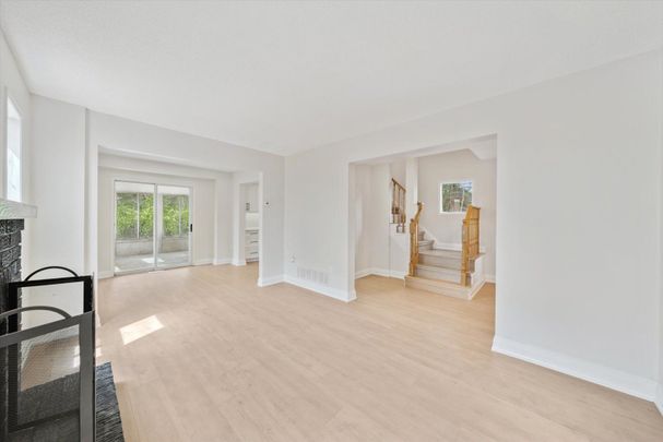 For Lease - 232 Kozlov Street, Barrie, Ontario - Photo 1