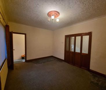 Second Avenue - Photo 5