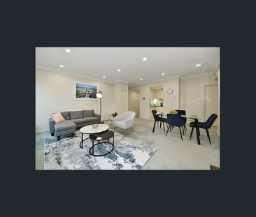 Fully furnished 2b2b close to everything!! - Photo 1