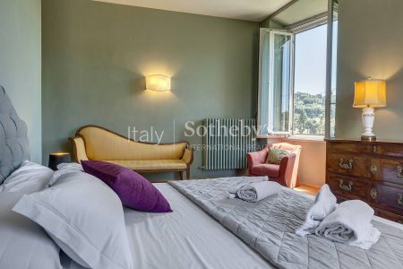 Elegant apartment in a noble palace with a view of the Lungarno - Photo 5
