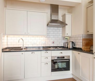 Cowcross Street, EC1M, London - Photo 4