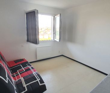 Location Appartement 1 pièce 17m² - Photo 3