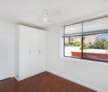 1 BED IN GREAT LOCATION! - Photo 3