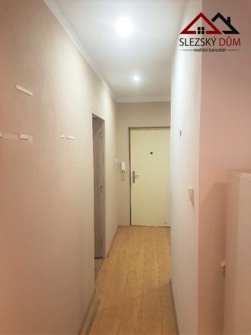 Pronájem bytu 2+1 56 m2 - Fotografie 5