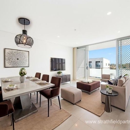 Arriva Strathfield | Luxury Light-filled 2 Bedroom Apartment - Photo 1