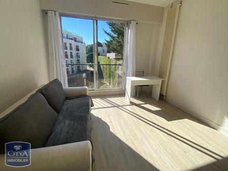 Location Appartement 1 pièce 24m² BLOIS 41000 - Photo 2