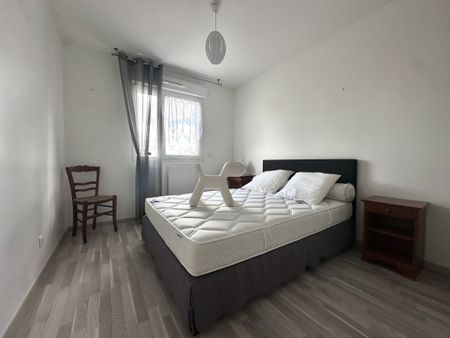 Location Appartement 3 pièces 70m² CEYRAT 63122 - Photo 2