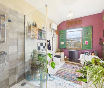 2 bedroom semi-detached house to rent - Photo 6