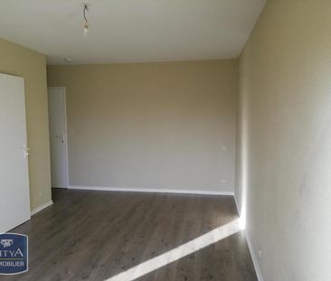 Location Appartement 1 pièce 28m² POITIERS 86000 - Photo 2