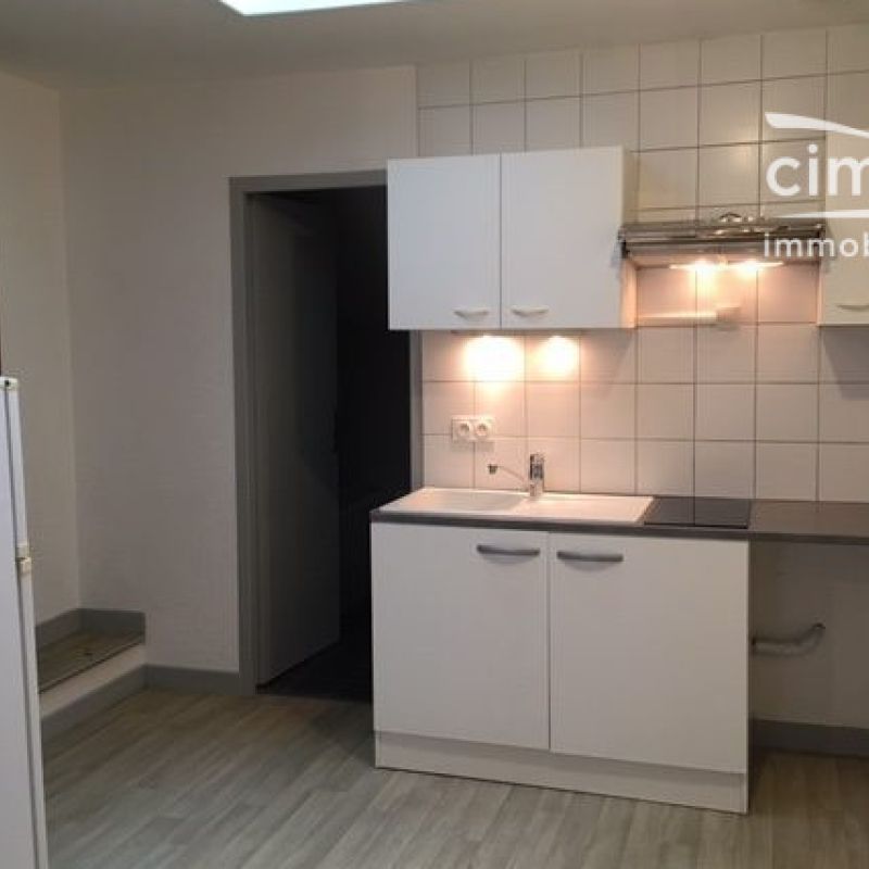 A LOUER - STUDIO AU CENTRE VILLE DE SALLANCHES - Photo 1