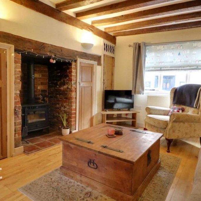 2 bedroom terraced house to rent - Photo 1