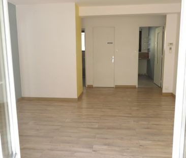 T2/3, 5, Rue Monjardin, Nîmes-Centre, 52m², 530€ HC - Photo 1