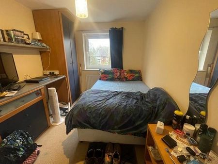 3 bedroom private hall to rent - Photo 4