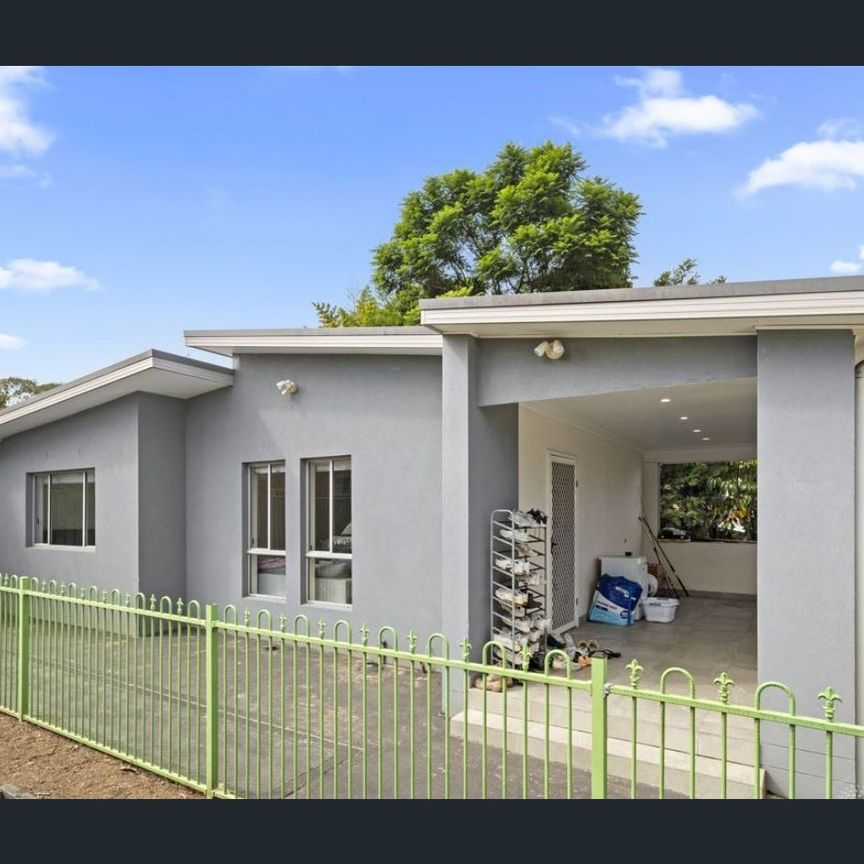 Modern Two Bedroom Granny Flat with Air Conditioning! - Photo 1