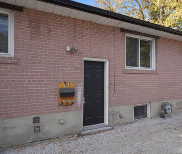 For Lease - 24 Walter Avenue Unit# Lower, Newmarket, Ontario - Photo 1