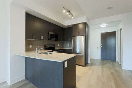 For Lease - 7608 Yonge Street Unit# 407, Vaughan, Ontario - Photo 4