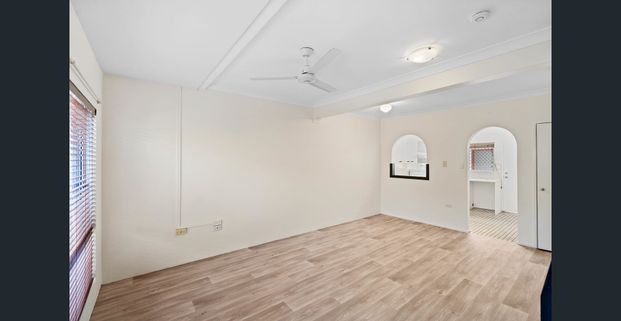 Townhouse + Complex Swimming Pool! - Photo 1