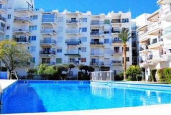 Alquiler de piso en Calle Torrox, 7