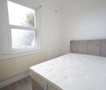 Bridge Road, Grays, RM17 - Photo 1