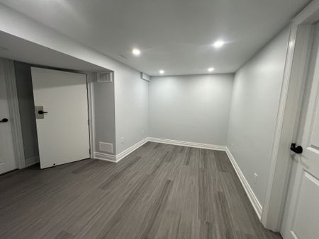 For Lease - 75 Regatta Crescent Unit# Basement, Toronto, Ontario - Photo 3