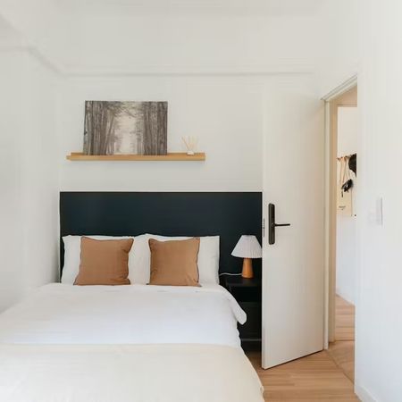 Plaça dArtur Piera, Valencia, Valencian Community 46018 - Photo 4