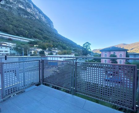 FINO A 3 MESI GRATUITI 2.5 locali a Capolago vicino stazione - Foto 2