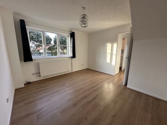 Montgomery Drive, Bognor Regis - Photo 1