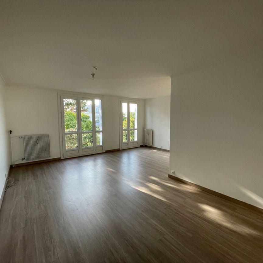 Location Appartement 3 pièces 72m² JOUE LES TOURS 37300 - Photo 1