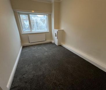 2 bedroom maisonette to rent - Photo 3