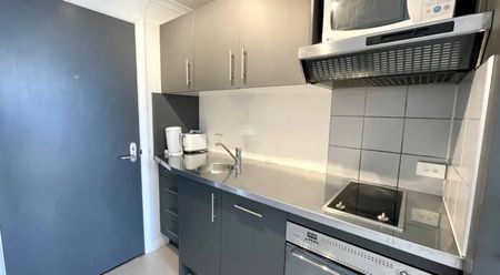 Studio apartment available - Photo 3