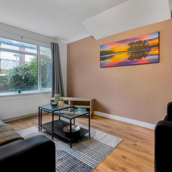 4 bedroom house to rent - Photo 1